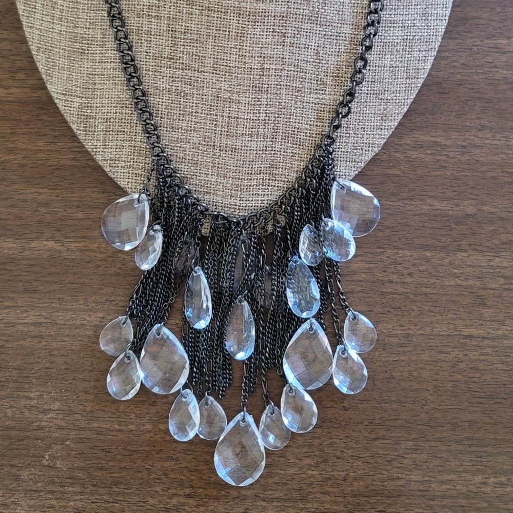 Necklace Dark Brass Tone Chain Style with Plastic Clear Pieces Fashion Jewelry